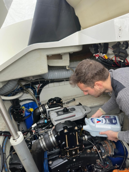 Deniz Benzinli Motor Bakımları